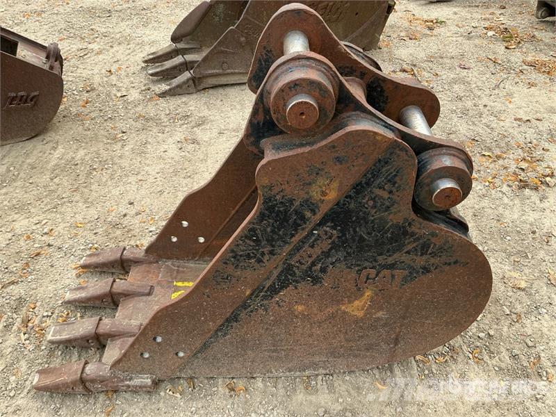CAT 16 in Excavator Bucket - Fits Cat 304 Baldes