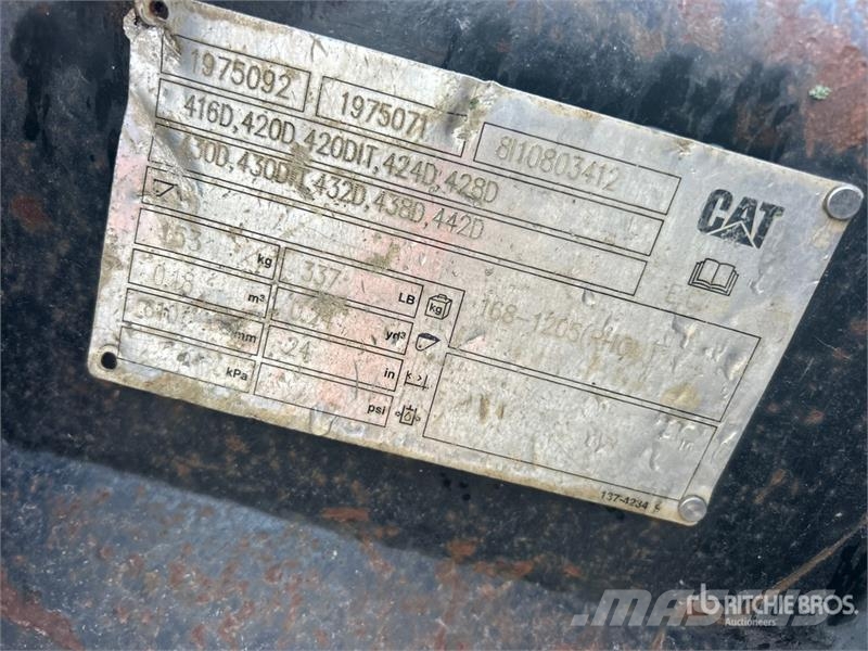 CAT 24 in 0.24 cyd Digging Backhoe Rear Bucket - Fits دلاء