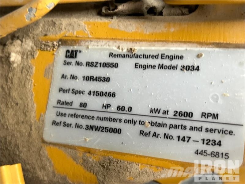 CAT 246 Chargeuse compacte