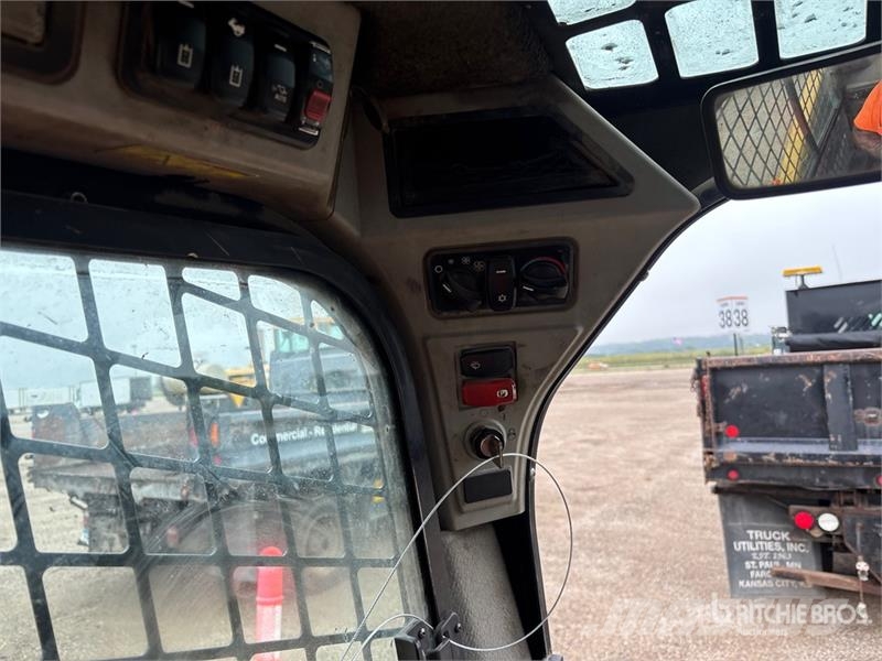 CAT 246D3 Two-Speed High Flow XPS Skid Steer Loader Skid steer mini nakladalci