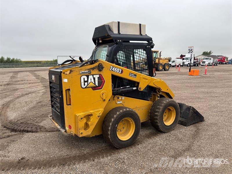 CAT 246D3 Two-Speed High Flow XPS Skid Steer Loader Skid steer mini nakladalci
