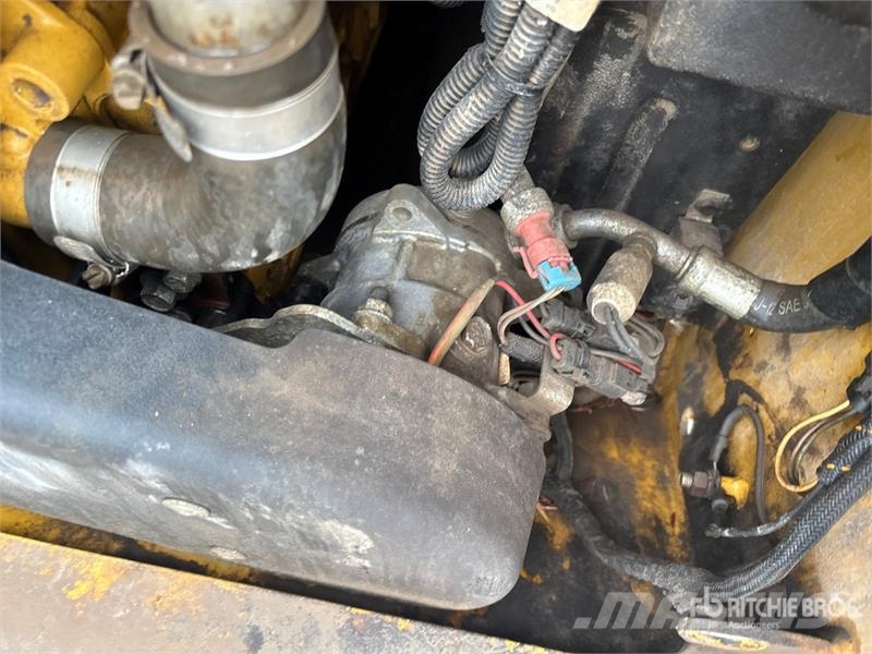 CAT 246D3 Two-Speed High Flow XPS Skid Steer Loader Skid steer mini nakladalci