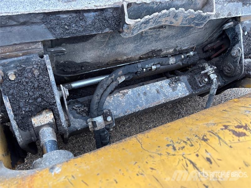 CAT 246D3 Two-Speed High Flow XPS Skid Steer Loader Skid steer mini nakladalci