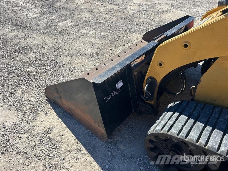 CAT 247B Series 3 Compact Track Loader Skid steer mini utovarivači