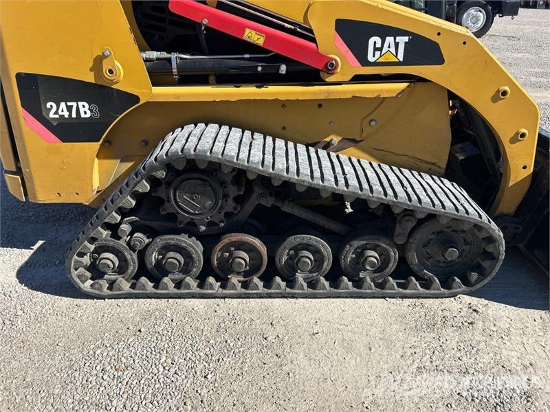 CAT 247B Series 3 Two-Speed Compact Track Loader Skid steer mini nakladalci