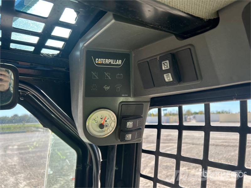 CAT 247B Series 3 Two-Speed Compact Track Loader Skid steer mini nakladalci