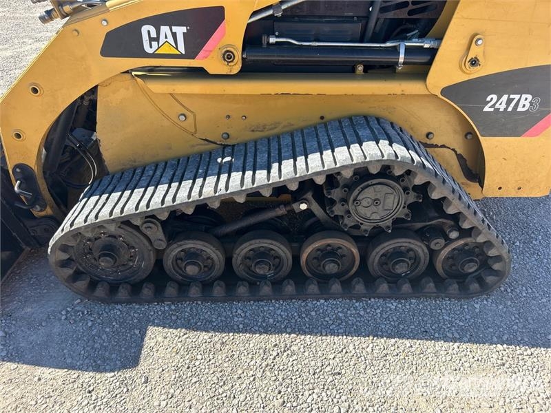 CAT 247B Series 3 Two-Speed Compact Track Loader Skid steer mini nakladalci