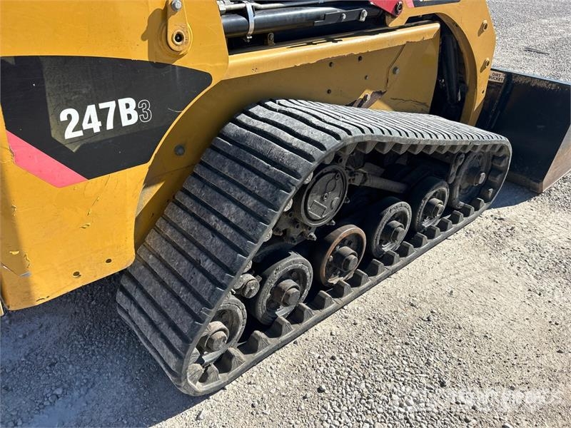 CAT 247B Series 3 Two-Speed Compact Track Loader Skid steer mini nakladalci