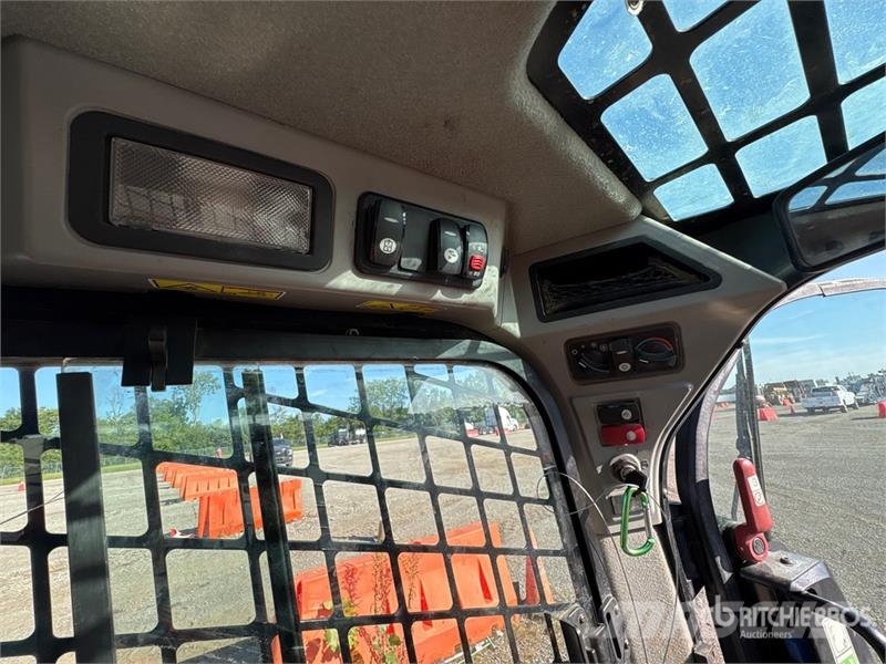 CAT 249D Мини-погрузчики
