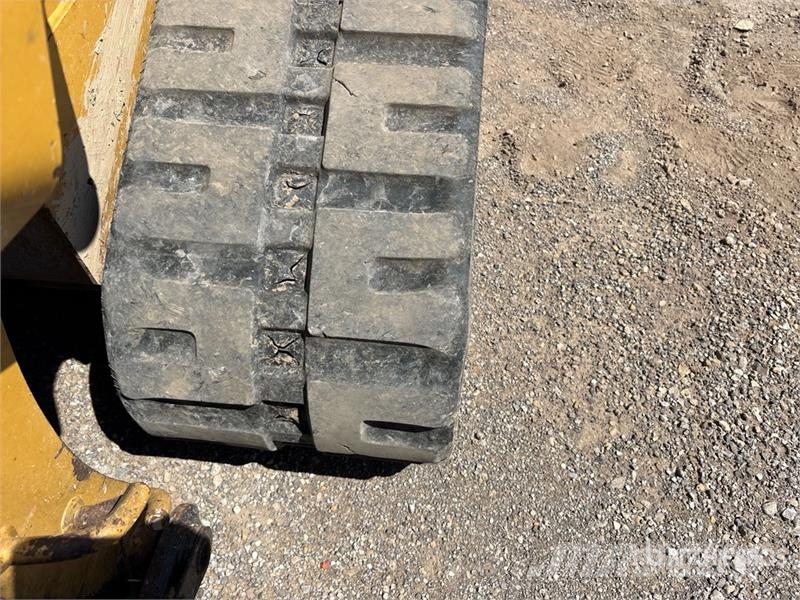 CAT 249D Мини-погрузчики