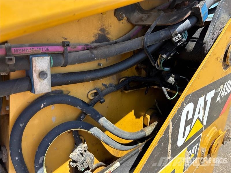 CAT 249D Мини-погрузчики