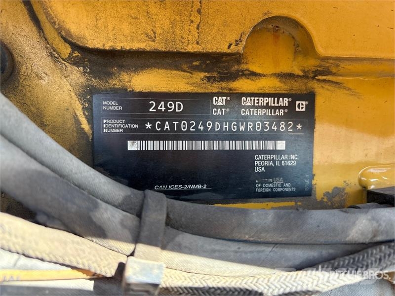 CAT 249D Мини-погрузчики