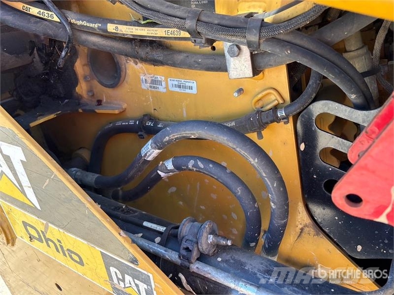 CAT 249D Мини-погрузчики