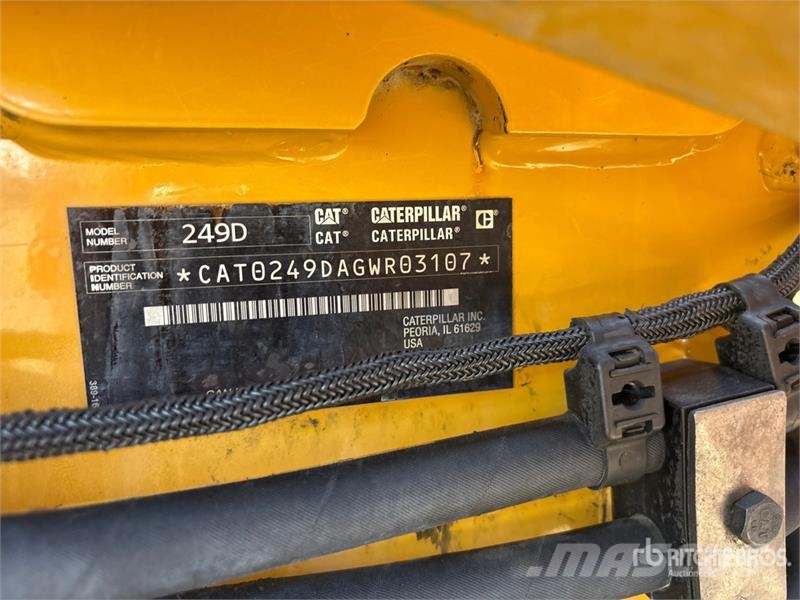 CAT 249D Skid steer mini nakladalci