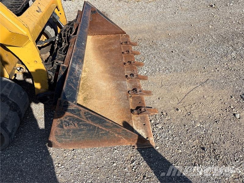 CAT 249D Мини-погрузчики