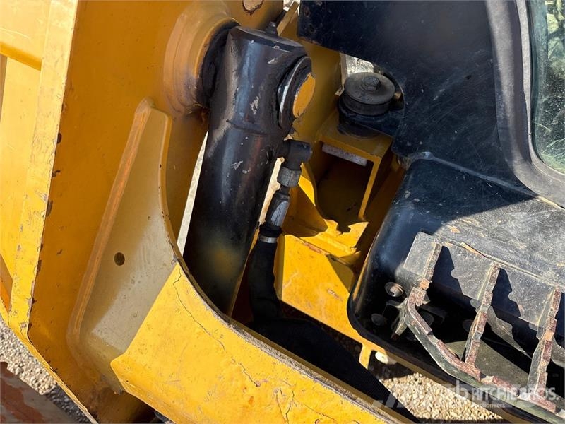 CAT 249D Мини-погрузчики