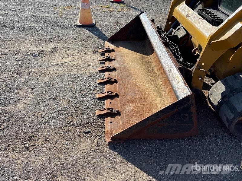 CAT 249D Мини-погрузчики