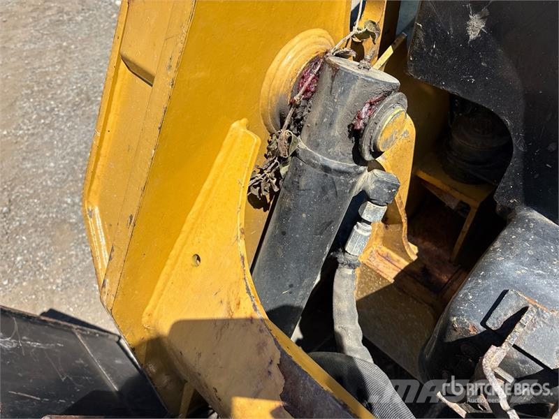 CAT 249D Мини-погрузчики