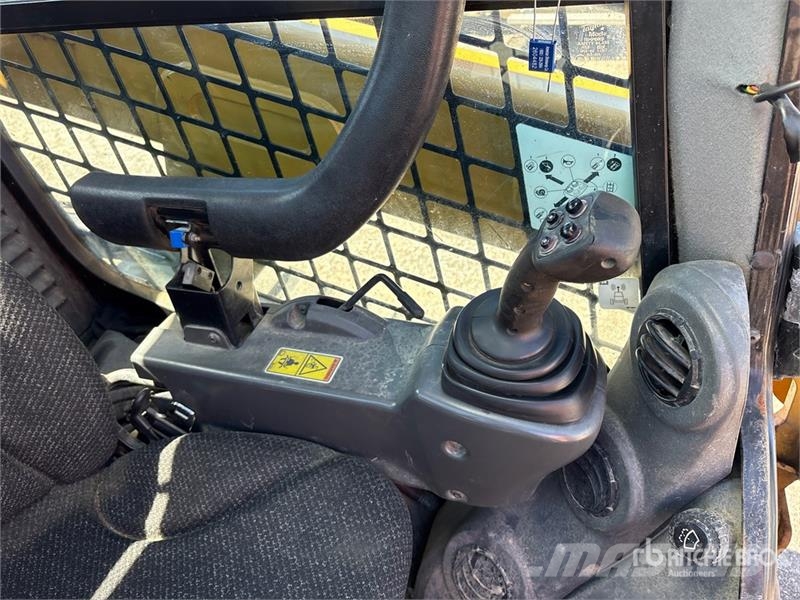 CAT 249D Мини-погрузчики