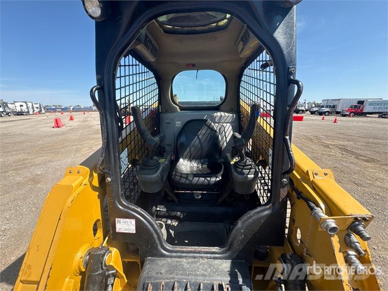 CAT 249D Skid steer mini nakladalci