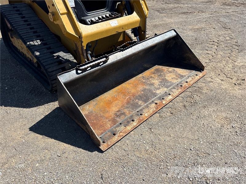 CAT 249D Skid steer mini nakladalci