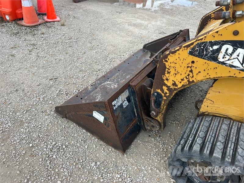 CAT 257B3 Compact Track Loader Φορτωτάκια