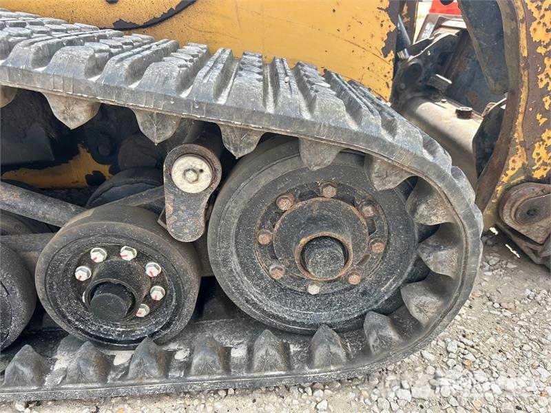 CAT 257B3 Compact Track Loader Φορτωτάκια
