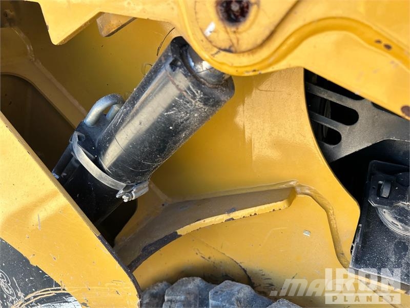 CAT 259B Kompaktrakodók