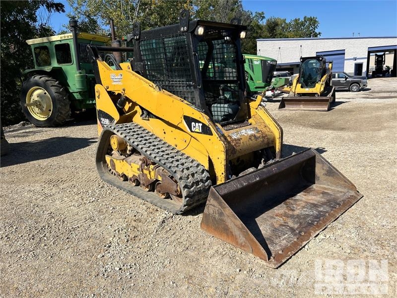 CAT 259B Kompaktrakodók
