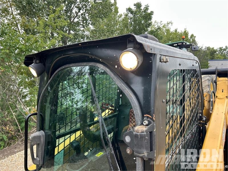 CAT 259D Two-Speed Compact Track Loader Chargeuse compacte