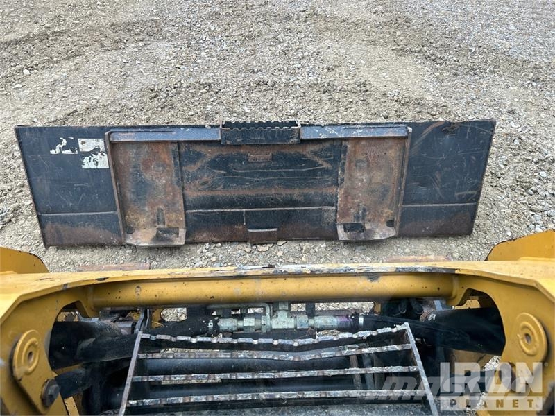 CAT 259D Two-Speed Compact Track Loader Chargeuse compacte