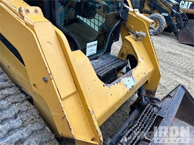CAT 259D Two-Speed Compact Track Loader Chargeuse compacte