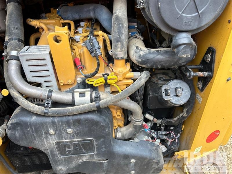 CAT 259D Two-Speed Compact Track Loader Chargeuse compacte