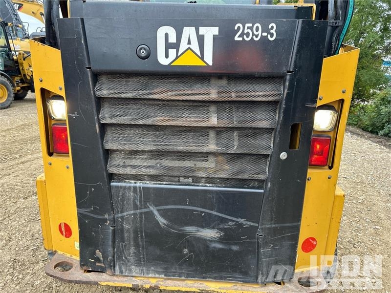 CAT 259D Two-Speed Compact Track Loader Chargeuse compacte