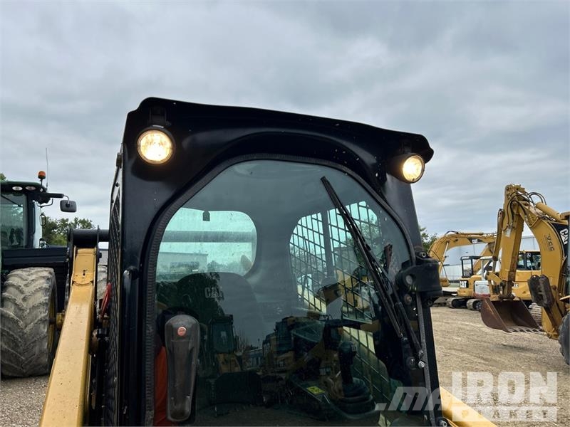 CAT 259D Two-Speed Compact Track Loader Chargeuse compacte