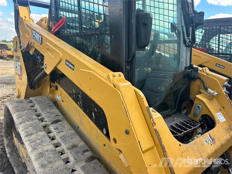 CAT 259D3 Two-Speed Compact Track Loader Kompaktlader