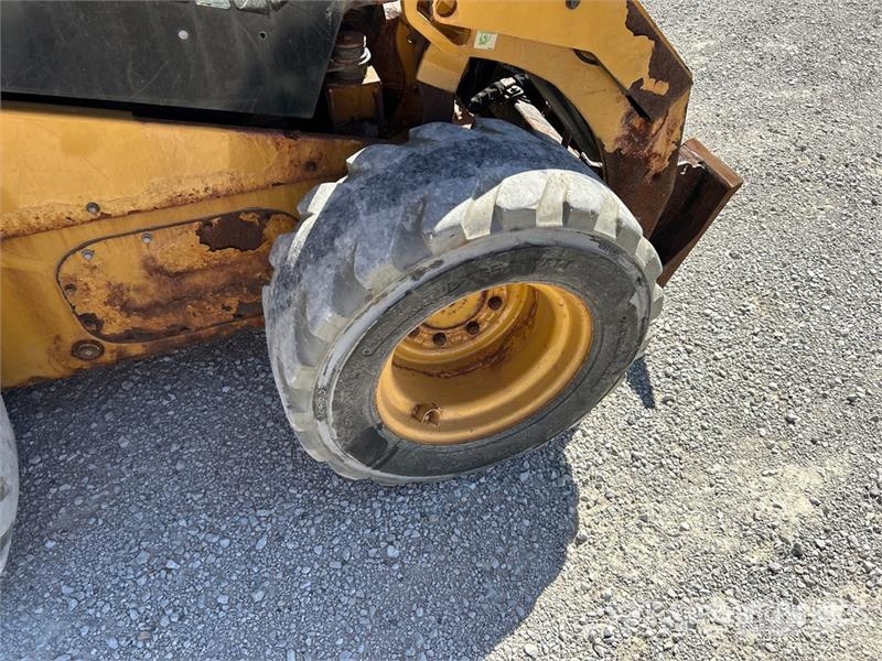 CAT 262D Φορτωτάκια