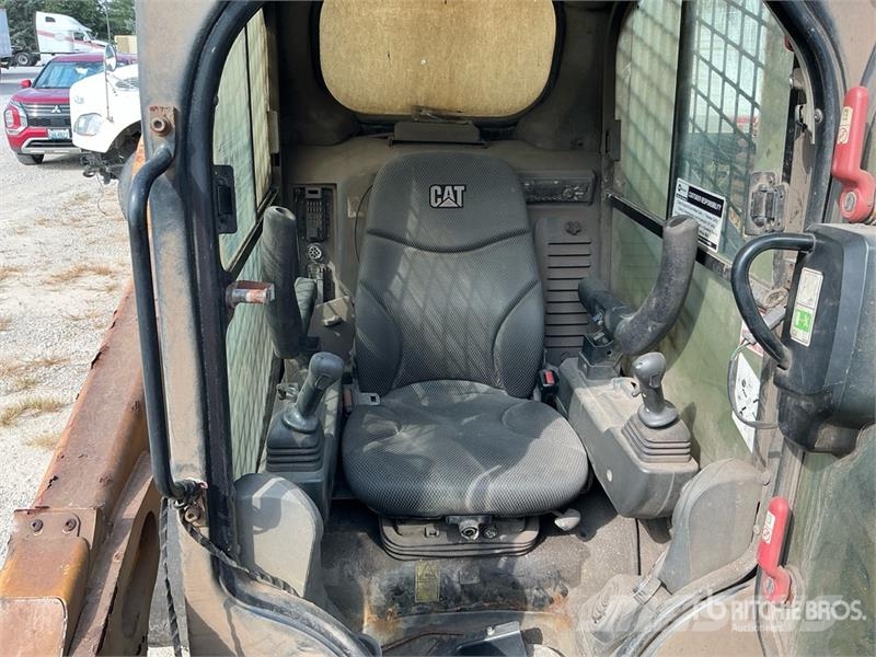 CAT 262D3 Two-Speed Compact Track Loader (Inoperable) Skid steer mini nakladalci