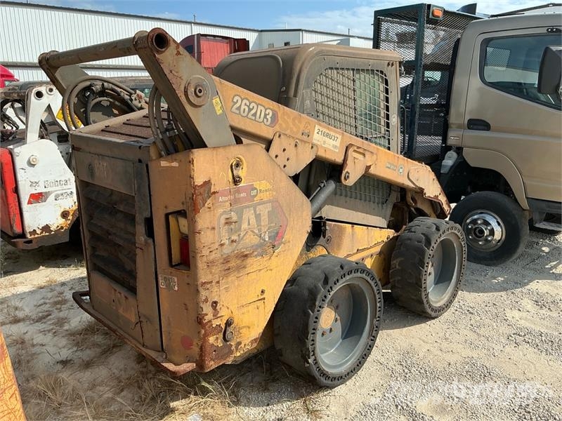 CAT 262D3 Two-Speed Compact Track Loader (Inoperable) Skid steer mini nakladalci