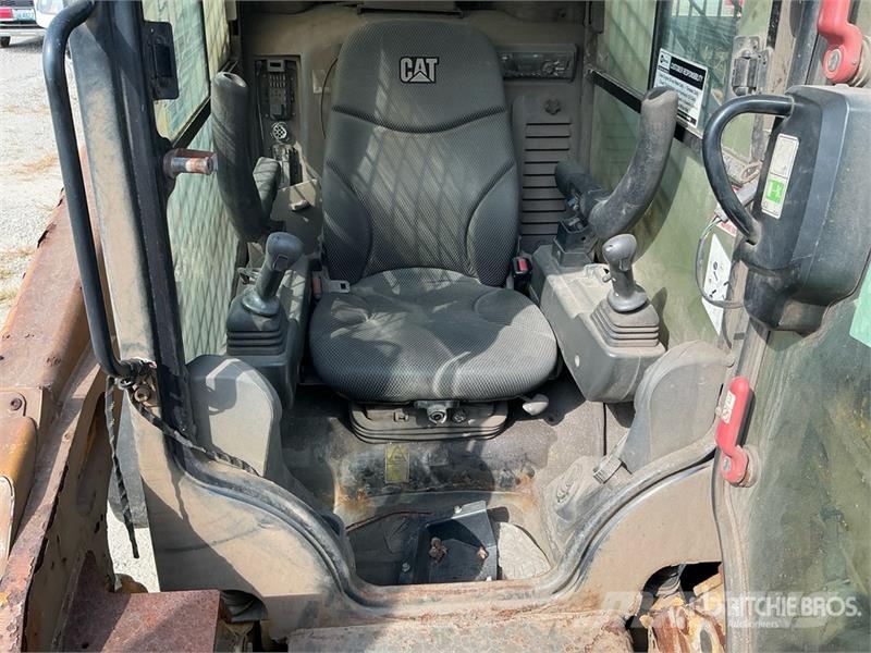CAT 262D3 Two-Speed Skid Steer Loader (Inoperable) Chargeuse compacte