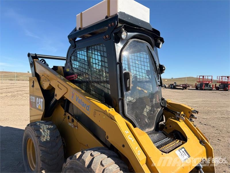 CAT 272D2 XHP Two-Speed High Flow Skid Steer Loader Chargeuse compacte