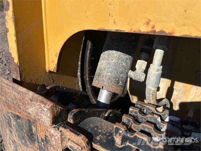 CAT 272D3 Two-Speed Skid Steer Loader Kompaktrakodók