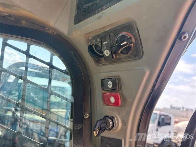 CAT 289D Skid steer loaders