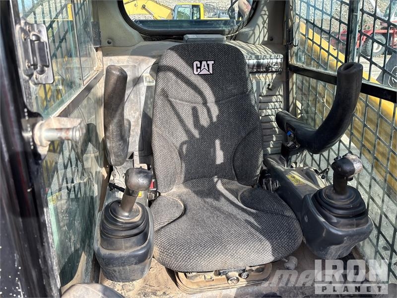 CAT 289D Міні-навантажувачі