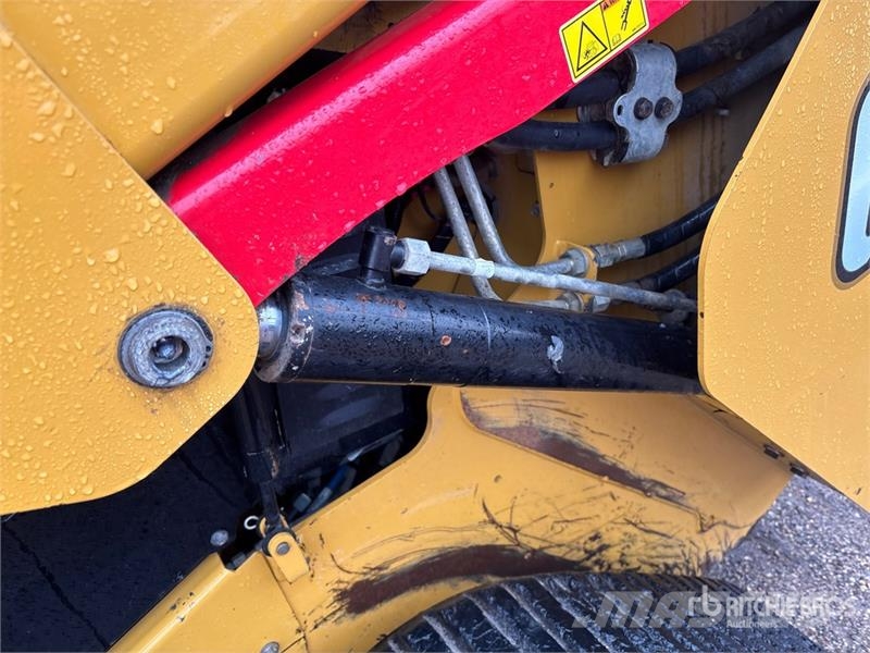 CAT 289D3 Lietoti riteņu kompaktiekrāvēji