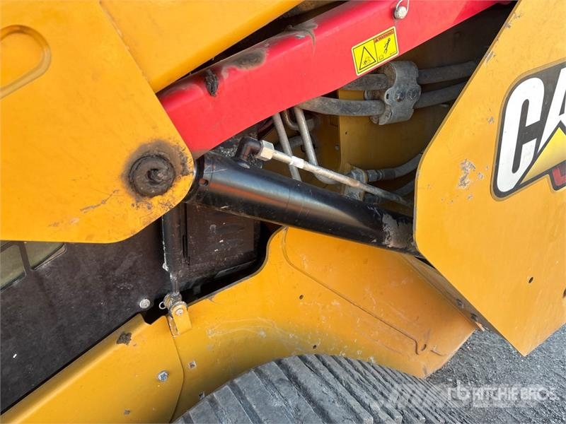 CAT 289D3 Mini Pale Gommate