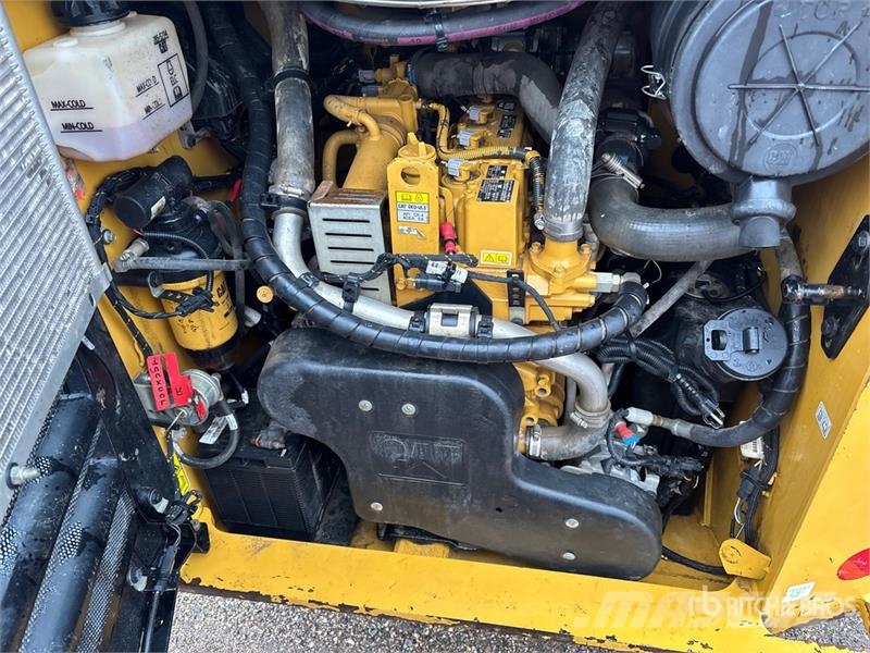 CAT 289D3 Lietoti riteņu kompaktiekrāvēji