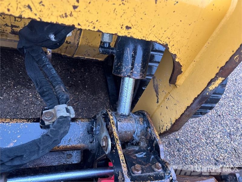 CAT 289D3 Lietoti riteņu kompaktiekrāvēji
