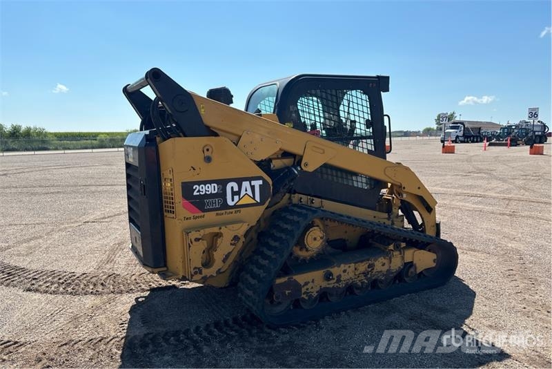 CAT 299D2 XHP Two-Speed High Flow XPS Compact Track Lo Skid steer loaders