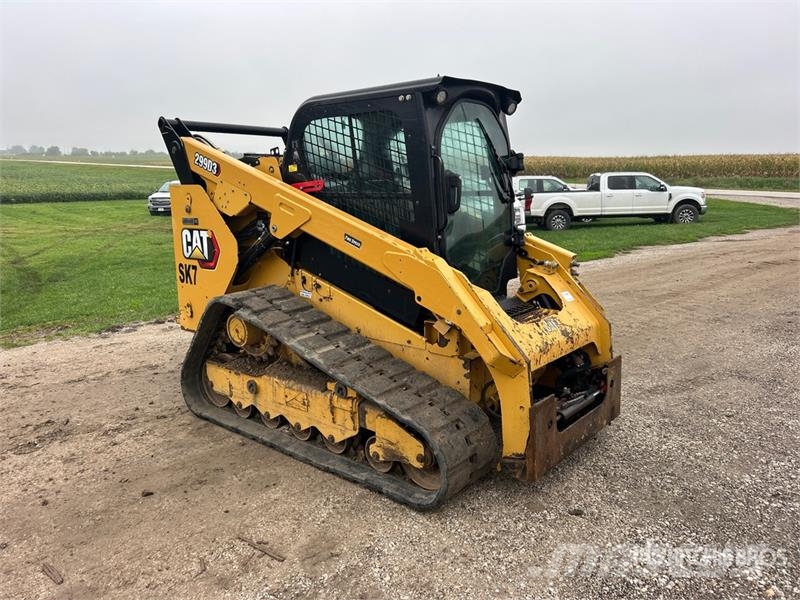 CAT 299D3 滑移装载机